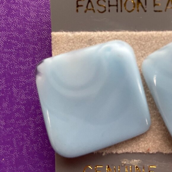 Bundle 3/$12.  Light Blue Vintage Lucite Earrings - Picture 2 of 3